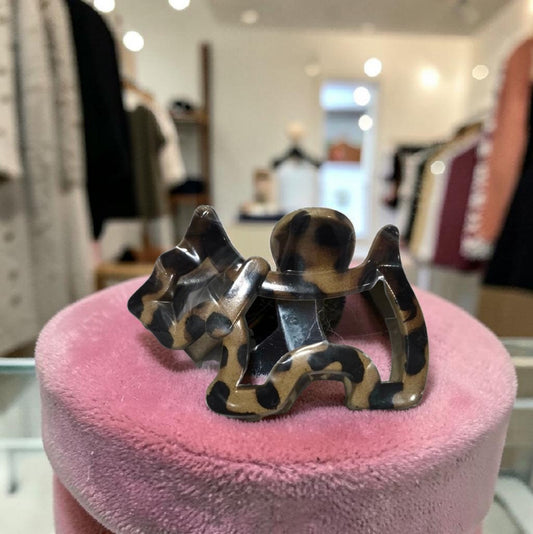 Leopard Scottie Claw Clip