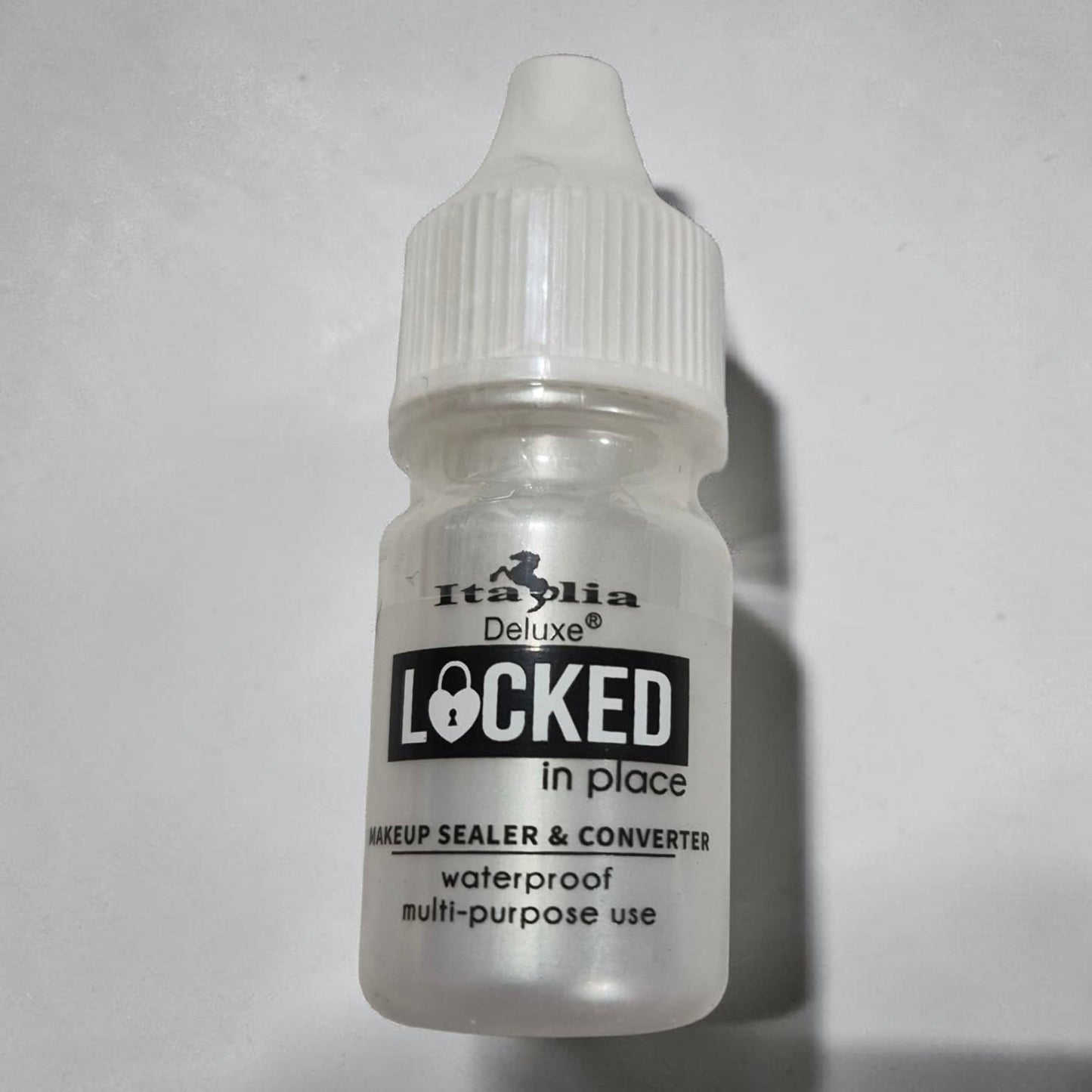 Italia Deluxe “Locked In Place”